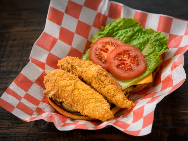 deluxe chicken sandwich